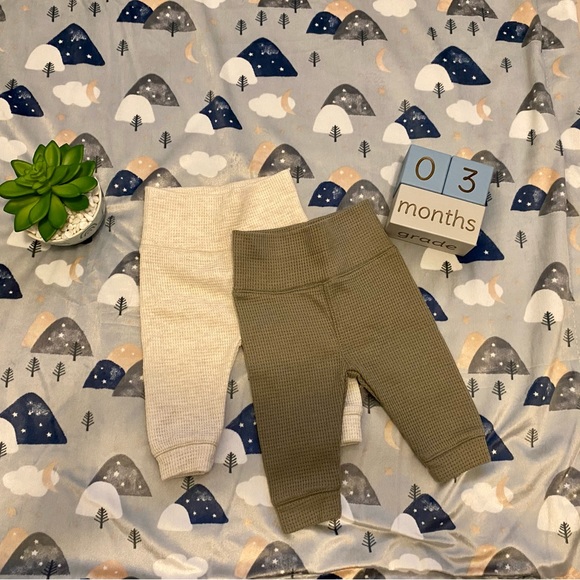 NEVER WORN 9 PIECE BABY BUNDLE - Picture 2 of 11